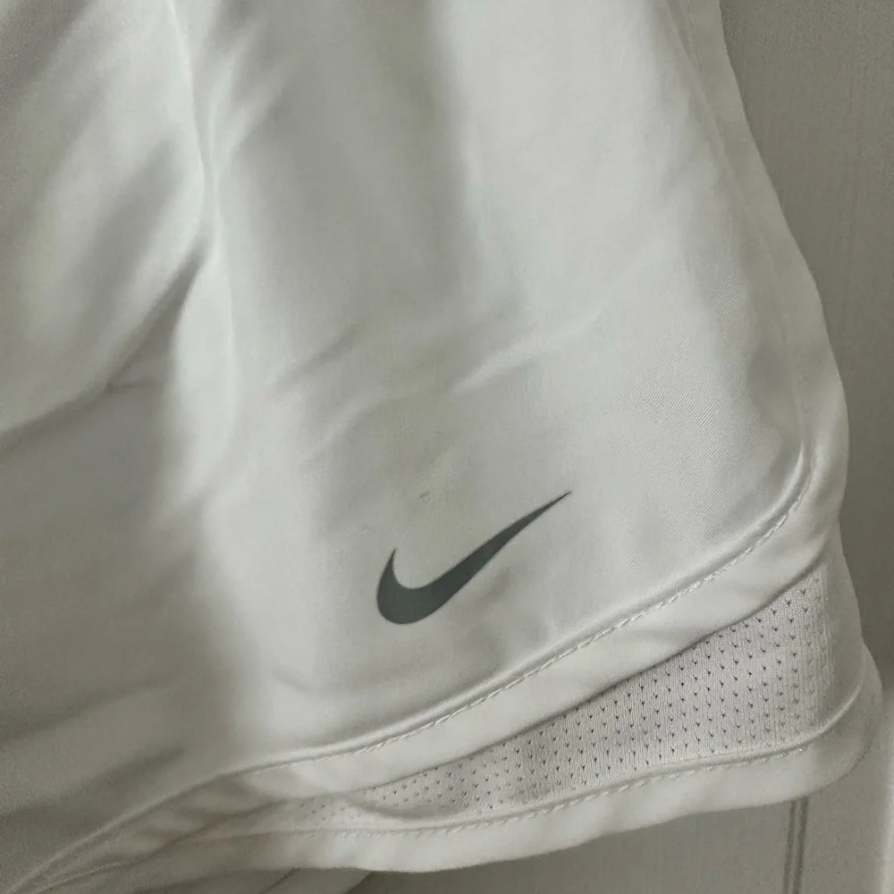 Nike Women's Athletic White Shorts - Picture 3 of 4